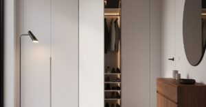 Inspiracje aranżacji przedpokoju z szafą 2026: Twój wymarzony korytarz